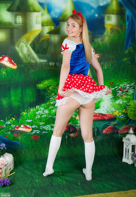 Nimfa nude actress images