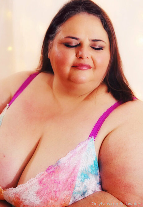 leilawaters star adult img