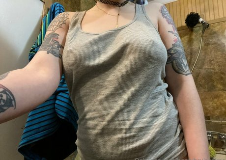 bootybruisesfree free model img