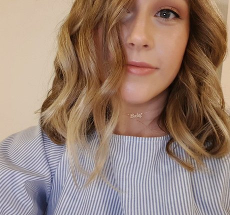 Elizabeth Height model art gallery