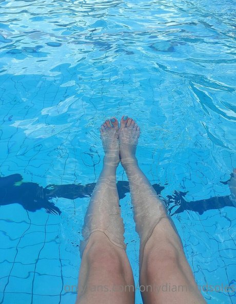 onlydiamondsoles naked actress photo