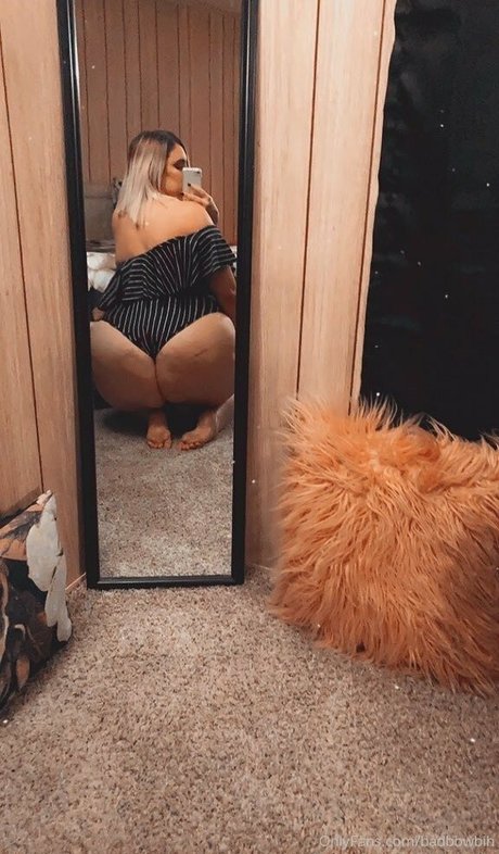 luxxxstone nude actress image