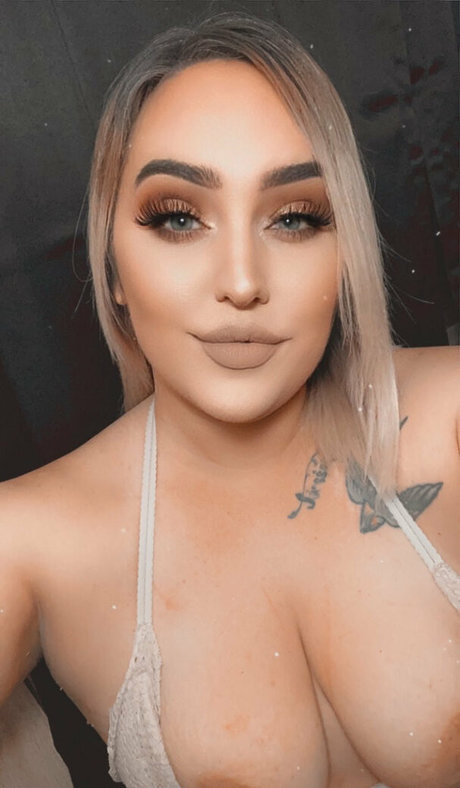 luxxxstone top actress images