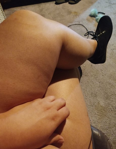 celestialbun pornographic model picture