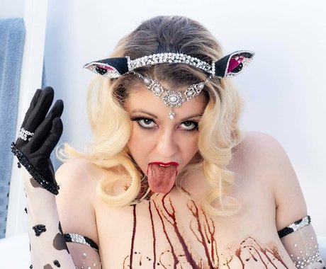 wilddlilah xxx model image