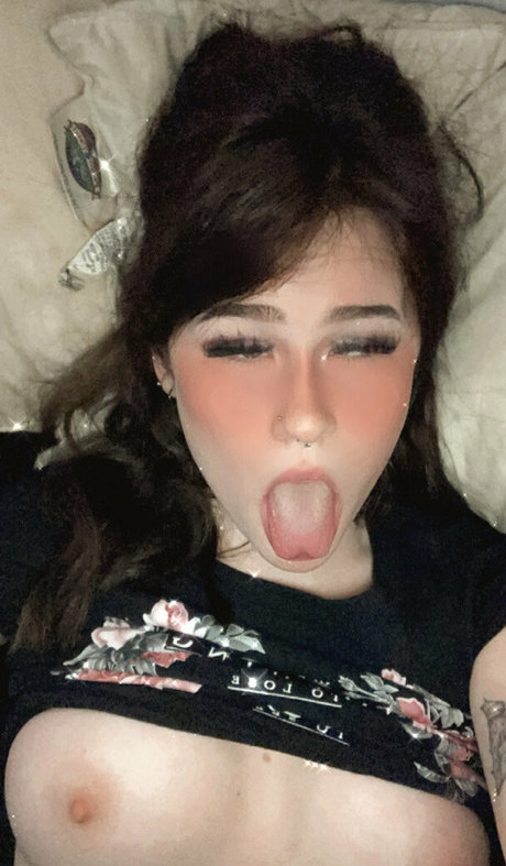 jacikitten adult model pic