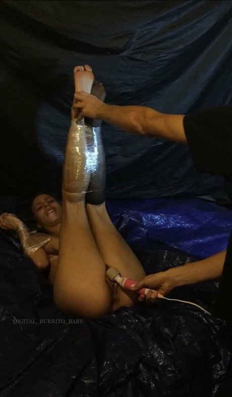 Digital burrito baby top model pics