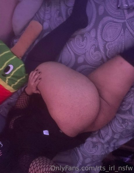 rts irl nsfw star pornographic picture