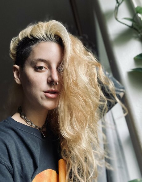 blonde asian onlyfans free nude picture