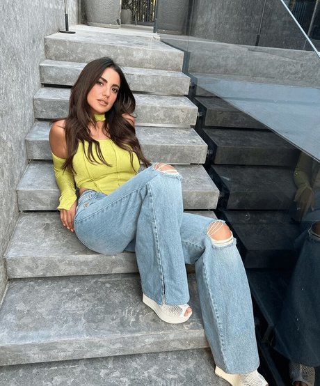 Dorra Zarrouk erotic pornstar pics