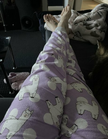 Miss Anna Monroe top star img