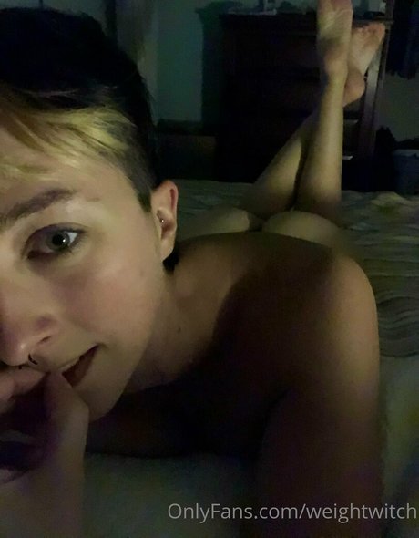 weightwitch exclusive model pictures