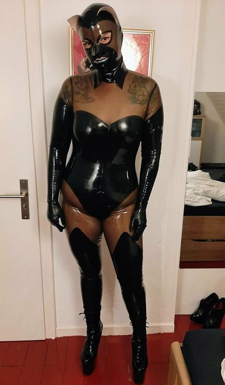 mirror selfie onlyfans art porn photos