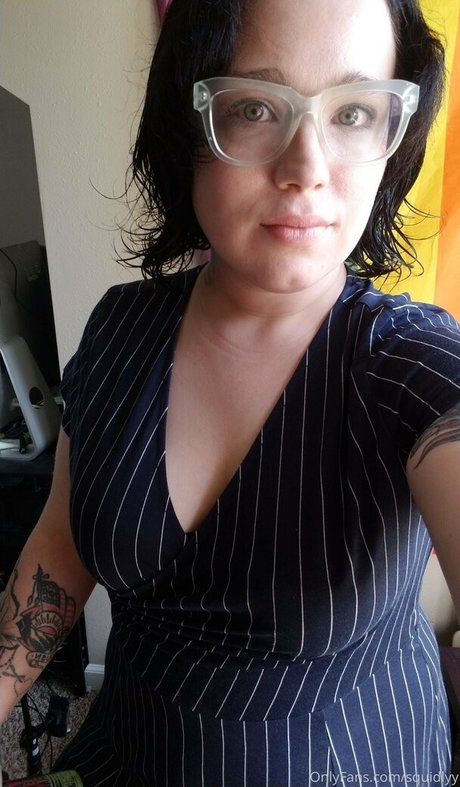 thequeenhasarrived star beautiful archive