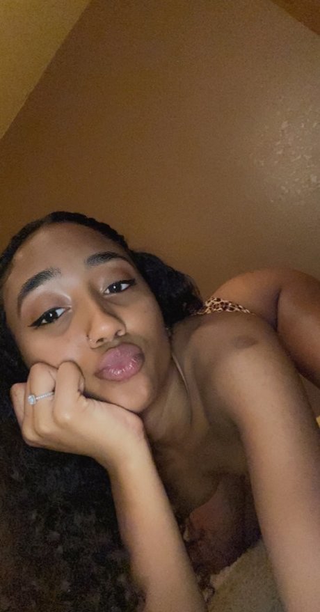 Heavenbaee model exclusive pictures