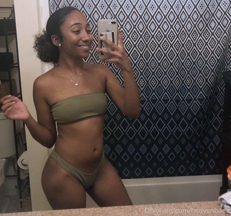 Heavenbaee exclusive model pictures