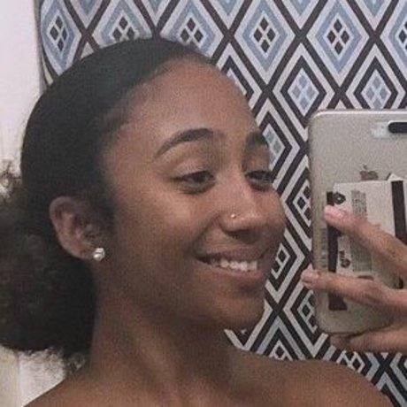 Heavenbaee pretty pornstar pics