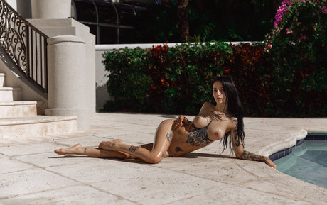 Lavishsuicide pornstar img