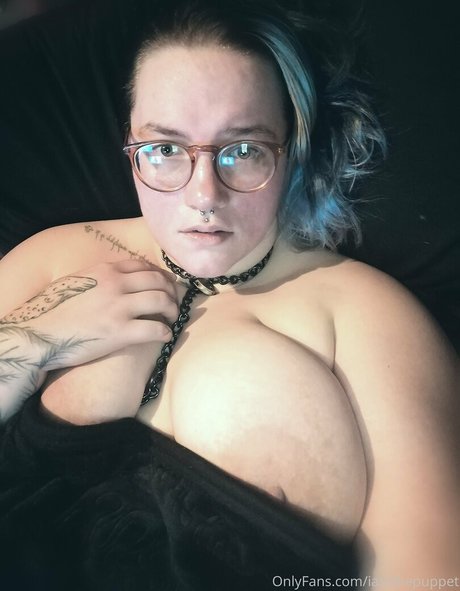 big tits mom onlyfans exclusive photo
