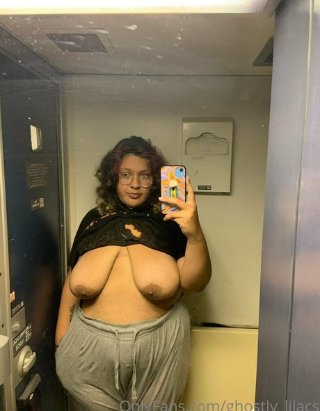 ghostly lilacs nude model pics