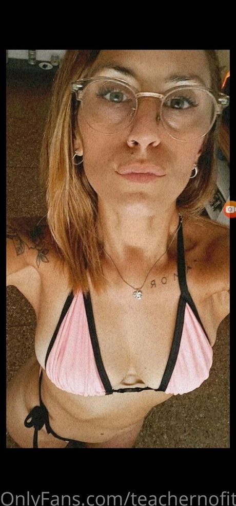 teachernofit model perfect pic