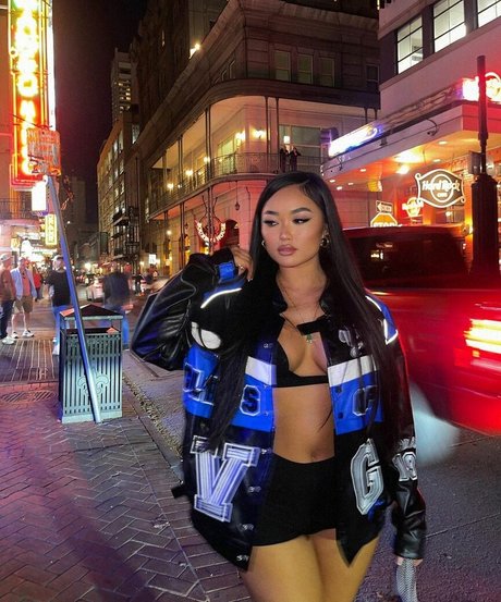 annouveauriche pretty star photo