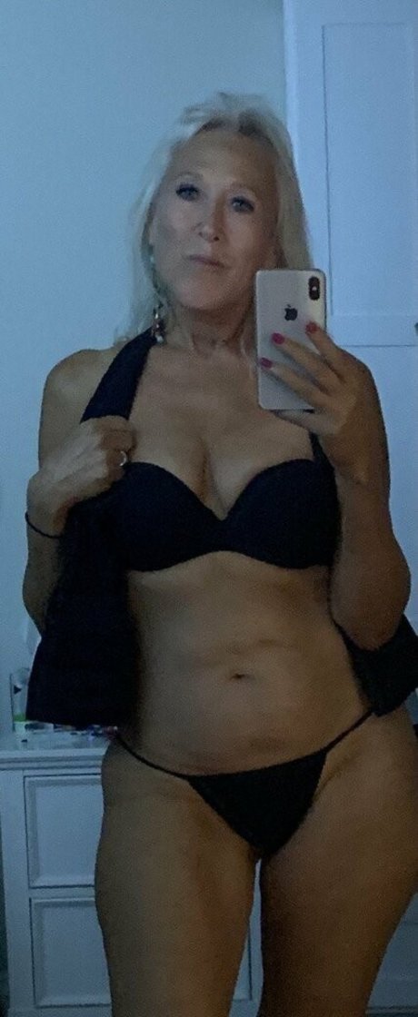 naughty onlyfans free naked photo