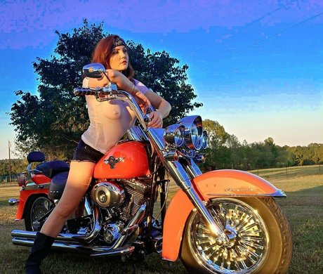 fart onlyfans nude image