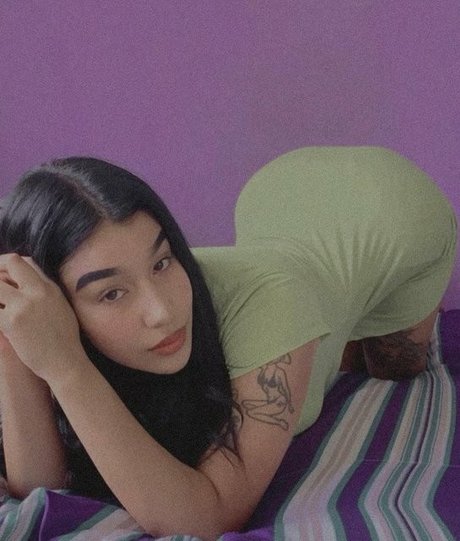 amywinos10 star high quality pic