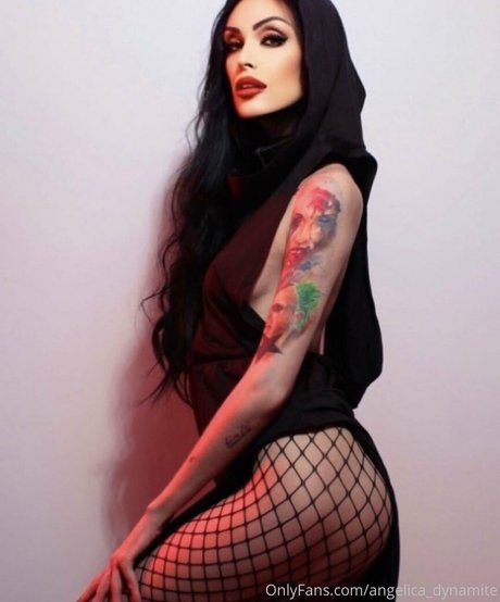 angelica dynamite beautiful actress picture