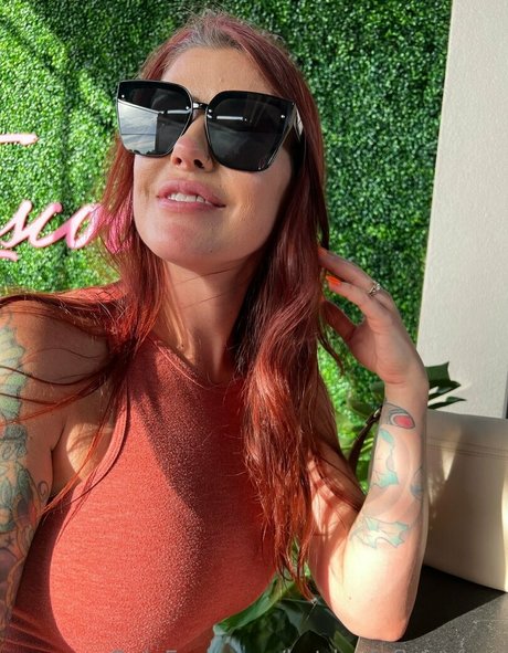 kat knifefight free model sexy photo