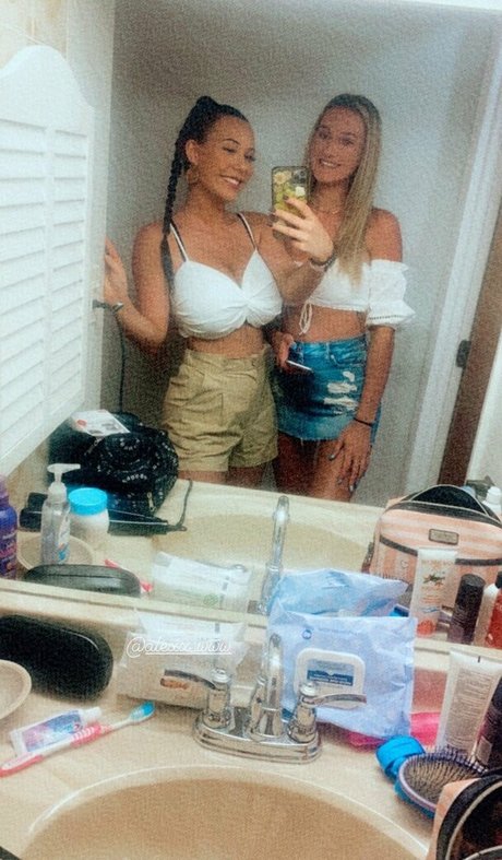 Marlee Fridley star sexy gallery