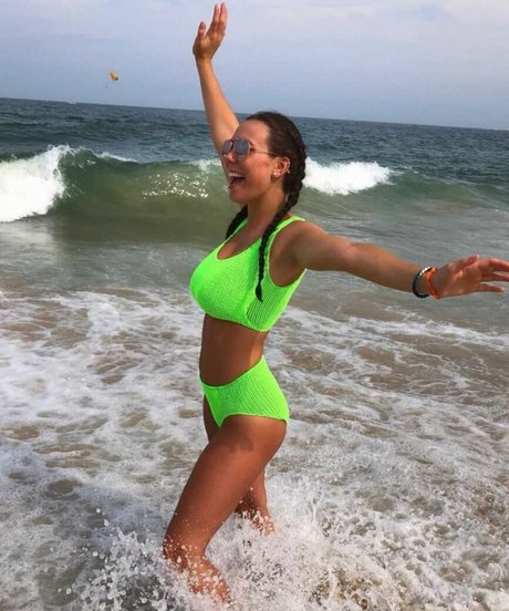 Marlee Fridley model art image