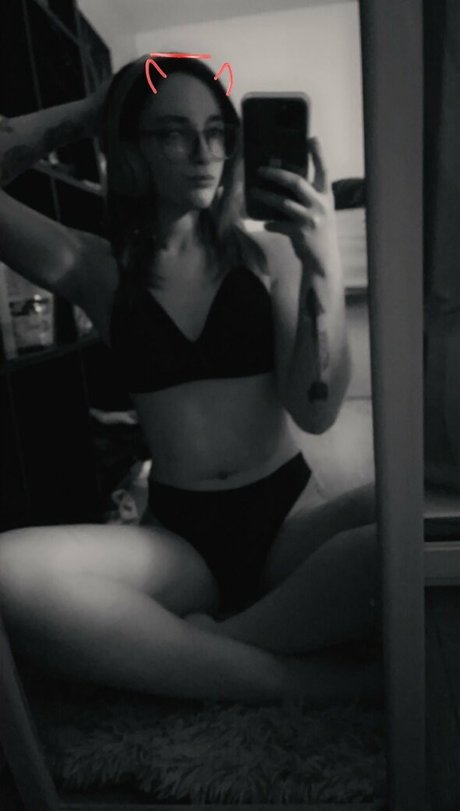 big tits mom onlyfans hot naked pic