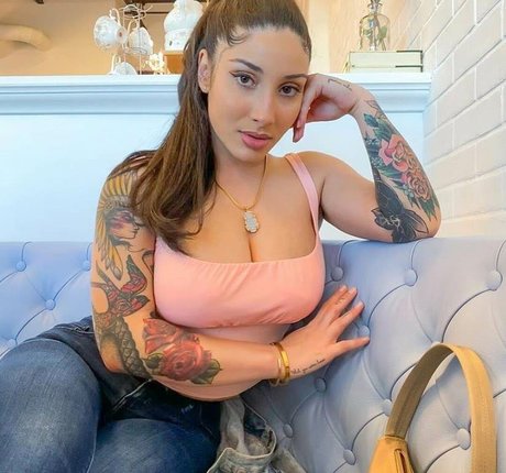 Damacosmica nude pornstar img