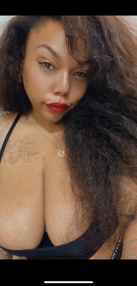 BadGyalGoodLife nude actress gallery