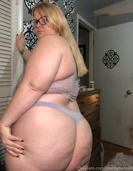 chubbyhannah top model image