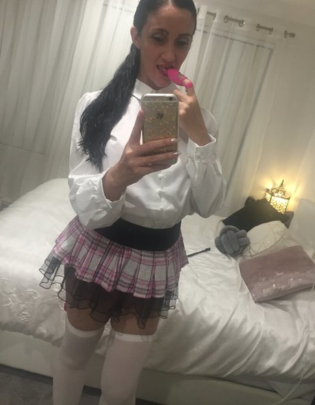 Krystal Kate beautiful actress pictures