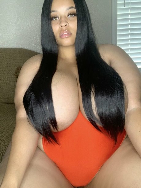 thick trans onlyfans sexy nude img