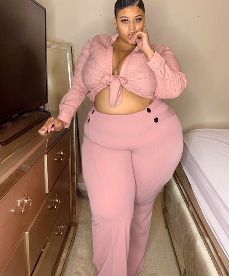 Jasmine Gunn high quality star picture