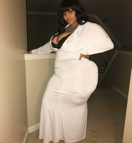 Jasmine Gunn star beautiful archive