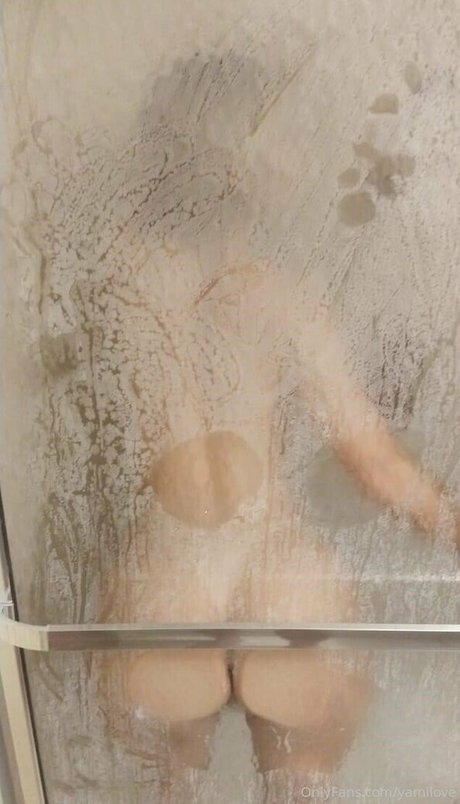 yamilove art actress photo