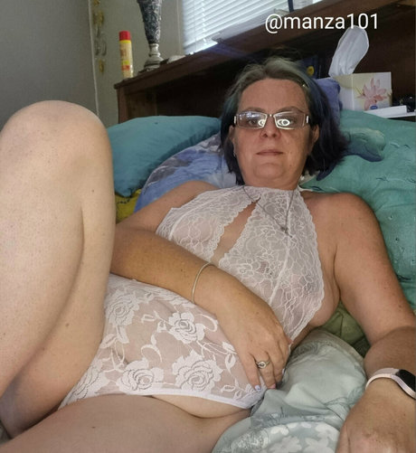 blkwdwpromotions perfect actress image