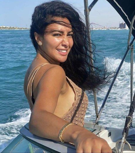 Mirhan Hussein high quality actress gallery