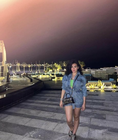 Mirhan Hussein pornstar adult image