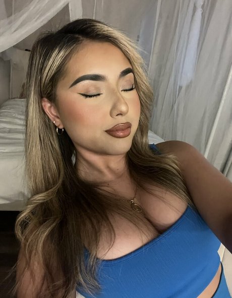 Mysticaldreamgyal hot pornstar photos