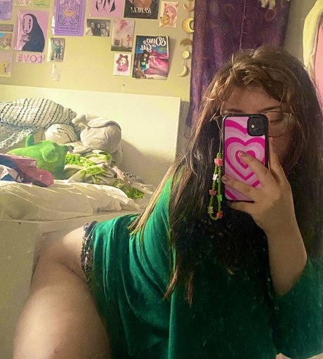 Holyhollyphoebe top star image