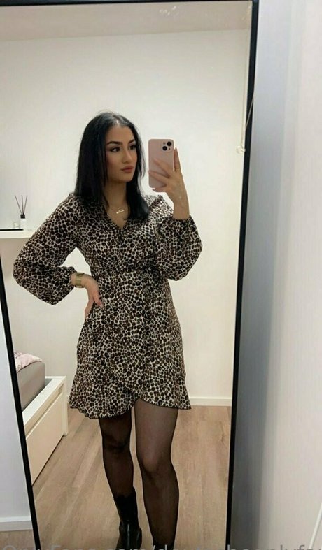 footjob onlyfans beautiful image