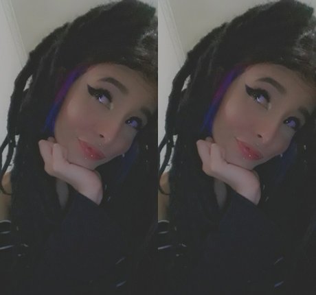 Carolzinha model nude picture