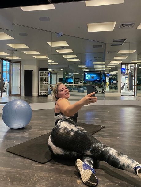 Rharrirhound pornstar naked pics